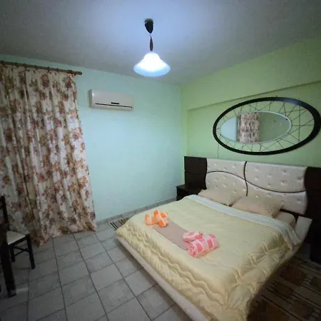 فندق مبيت وإفطار Parku I Palmave *
